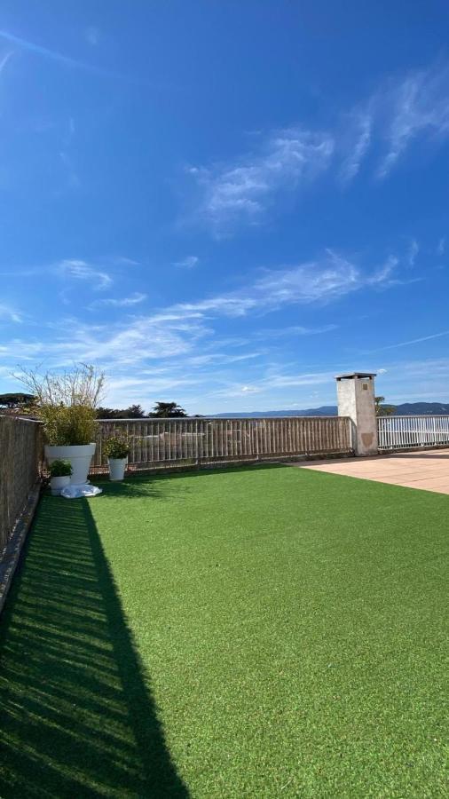 Charming Studio With Pool In Saint Tropez Apartment Ngoại thất bức ảnh