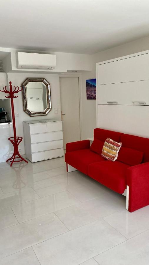 Charming Studio With Pool In Saint Tropez Apartment Ngoại thất bức ảnh